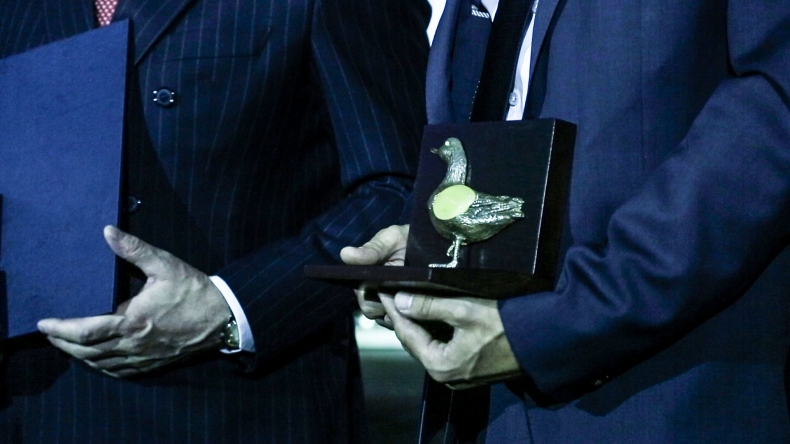 Bursztynowa Kaczka i Wyróżnienia Honorowe Bursztynowe Jajko przyznane - GospodarkaMorska.pl